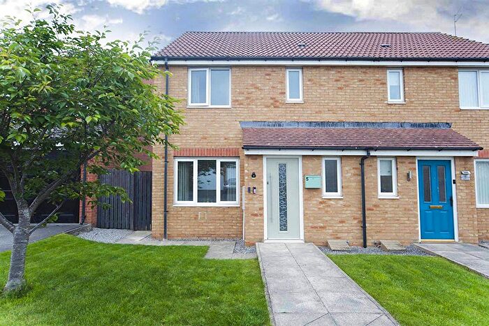 3 Bedroom Semi Detached House For Sale In Evergreen Close, Hartlepool, TS26