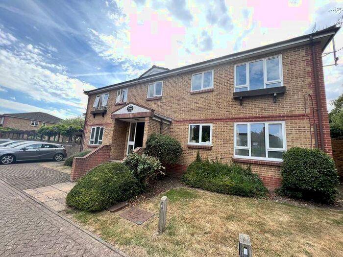 1 Bedroom Flat To Rent In Victoria Street, Maidstone, ME16