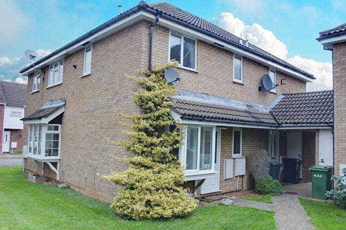 1 Bedroom Property To Rent In Buttermel Close, Godmanchester, PE29