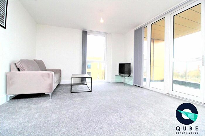 2 Bedroom Flat To Rent In Adelphi Wharf, Adelphi Street, Salford, Greater Manchester, M3