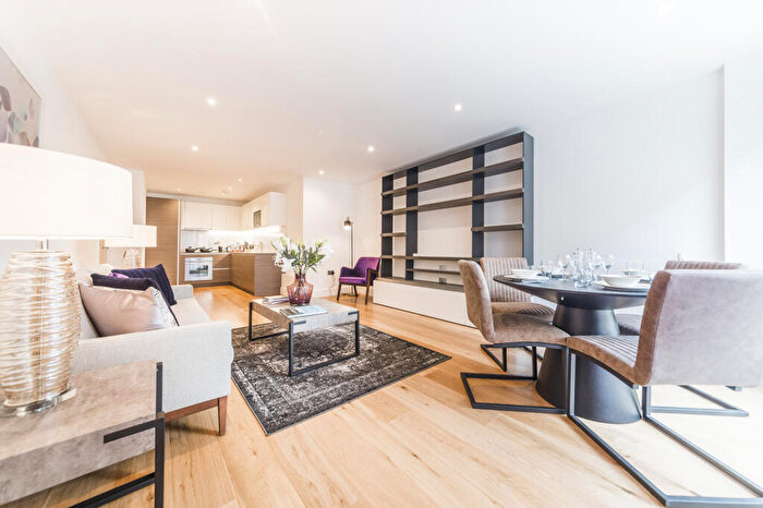 2 Bedroom Apartment To Rent In Grove Park, London, NW9