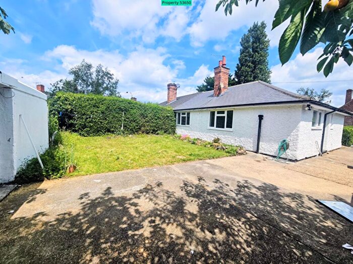 3 Bedroom Bungalow For Sale In Lexington Gardens, Nottingham, NG5