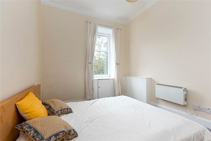 1 Bedroom Apartment For Sale In () Balcarres Street, Morningside, Edinburgh, EH10