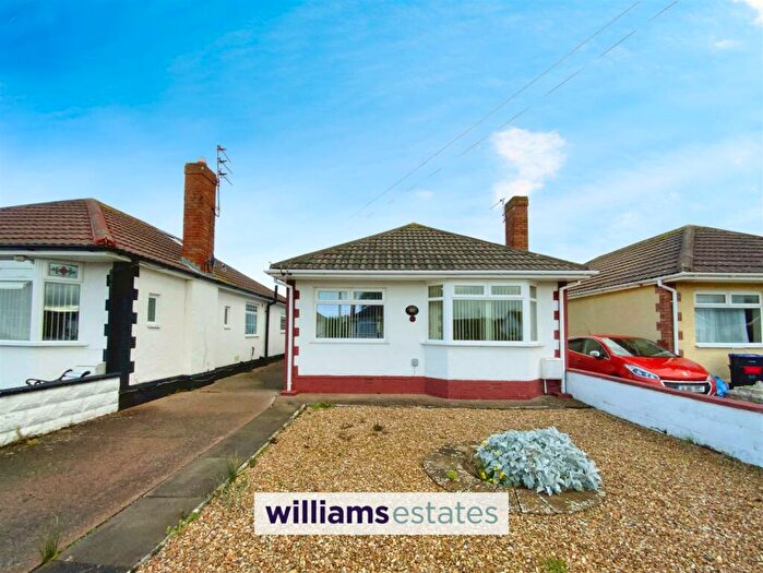 2 Bedroom Detached Bungalow For Sale In Garnett Drive, Prestatyn, LL19