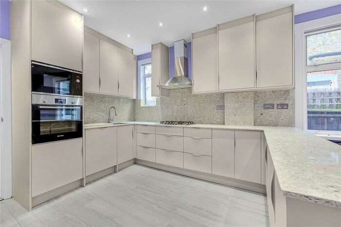 4 Bedroom End Of Terrace House To Rent In Gosberton Road, London, SW12