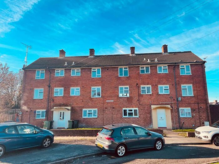 2 Bedroom Maisonette For Sale In Park Street, Darlaston, Wednesbury, WS10