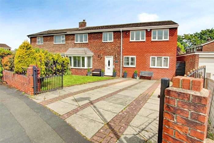 5 Bedroom Semi Detached House For Sale In Ashdown Avenue, Gilesgate, Durham, DH1