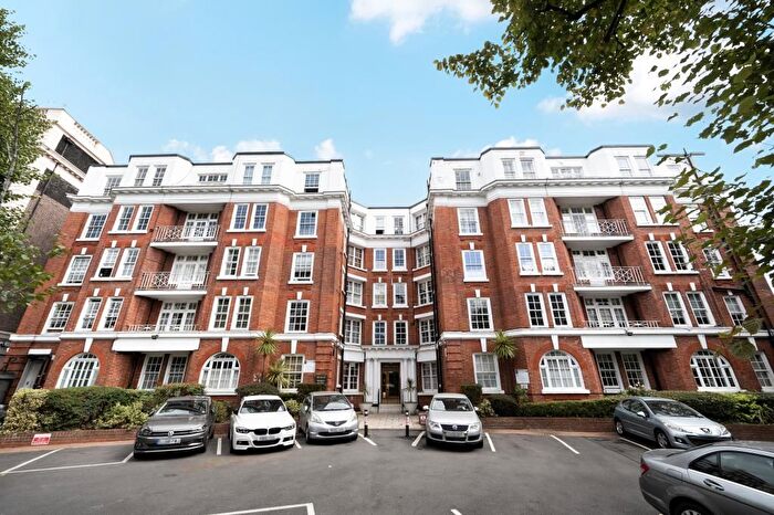 2 Bedroom Flat For Sale In Addison House, St Johns Wood, NW8