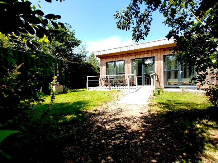 2 Bedroom Detached House For Sale In Saunton Road, Braunton, EX33