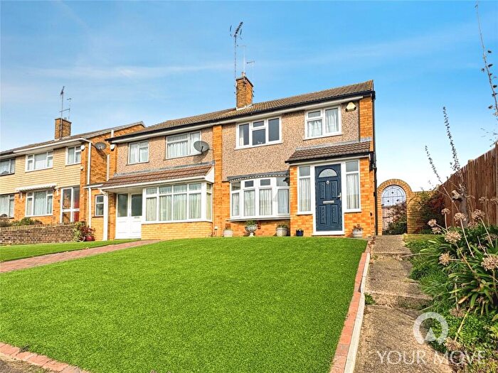 3 Bedroom Semi Detached House For Sale In Pepper Hill, Northfleet, Gravesend, Kent, DA11