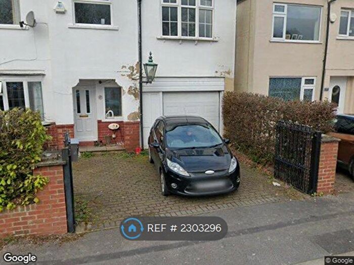 6 Bedroom Semi-Detached House To Rent In Moorland Crescent, Menston, Ilkley, LS29