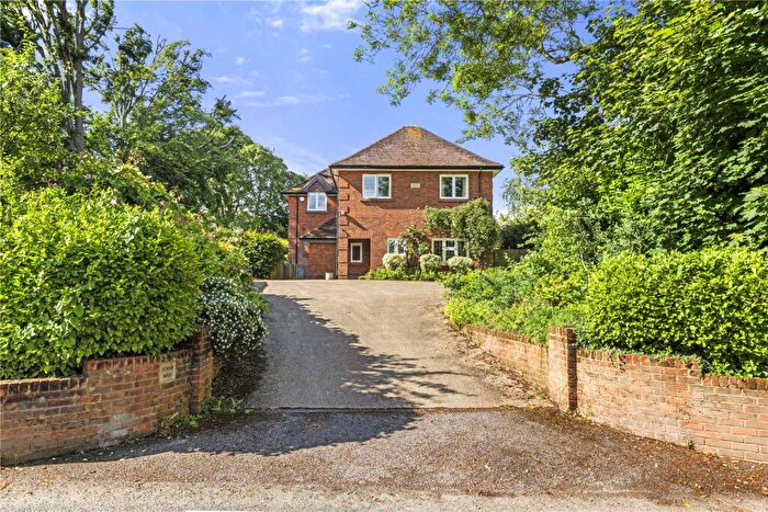 4 Bedroom Detached House For Sale In The Street, Long Sutton, Hook, Hampshire, RG29