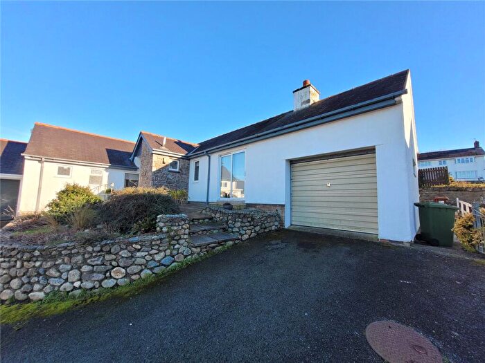 4 Bedroom Bungalow For Sale In Ala Las, Caernarfon, Gwynedd, LL55