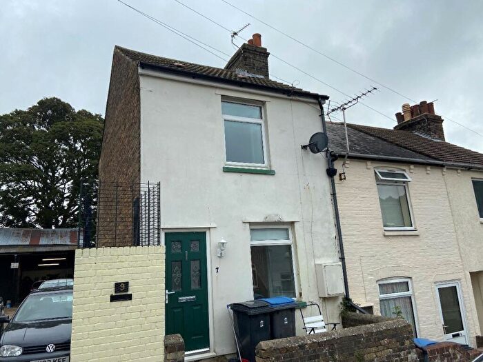 2 Bedroom Terraced House To Rent In MacDonald Road, CT17
