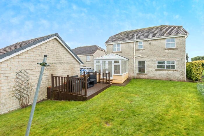 4 Bedroom Detached House For Sale In Manor Court, Fairburn, Knottingley, WF11