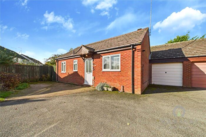 2 Bedroom Bungalow For Sale In William Road, Long Buckby, Northampton, NN6