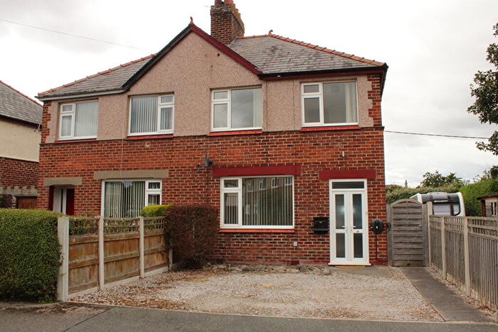 3 Bedroom House To Rent In Bryn Crescent, Rhuddlan, LL18