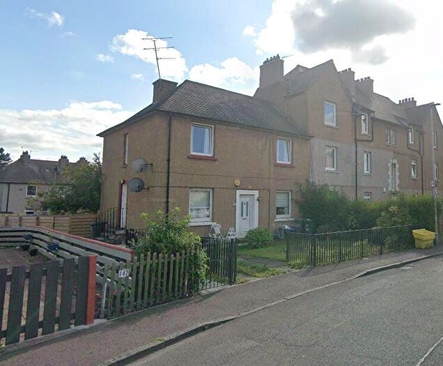 2 Bedroom Flat To Rent In Parkhead Avenue, Edinburgh, EH11