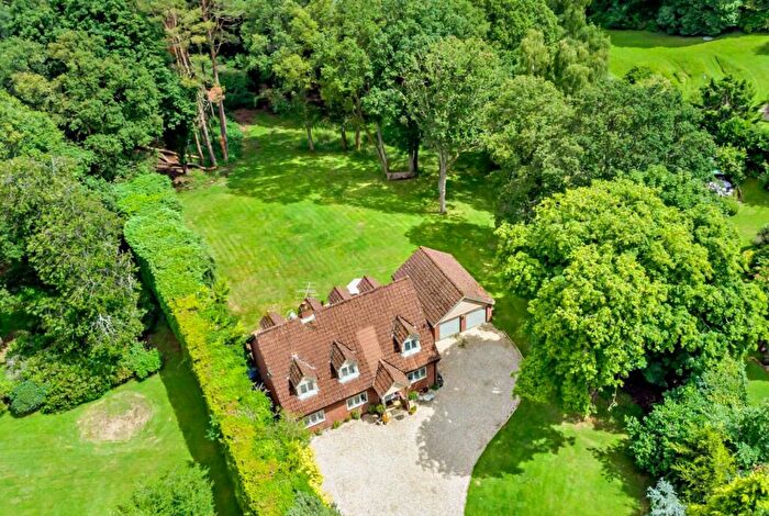 4 Bedroom Detached House For Sale In The Ridge, Cold Ash, Thatcham, Berkshire, RG18