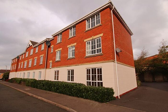 2 Bedroom Flat To Rent In Lingmoor Grove, Aldridge, Walsall, WS9