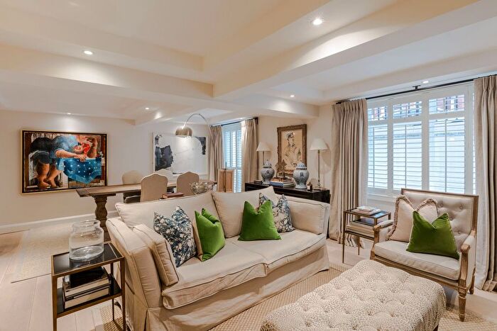 2 Bedroom Flat To Rent In Upper Montagu Street, Marylebone, London, W1H