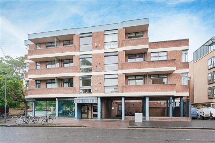 1 Bedroom Apartment To Rent In Staincross House, Albion Place, Oxford, OX1