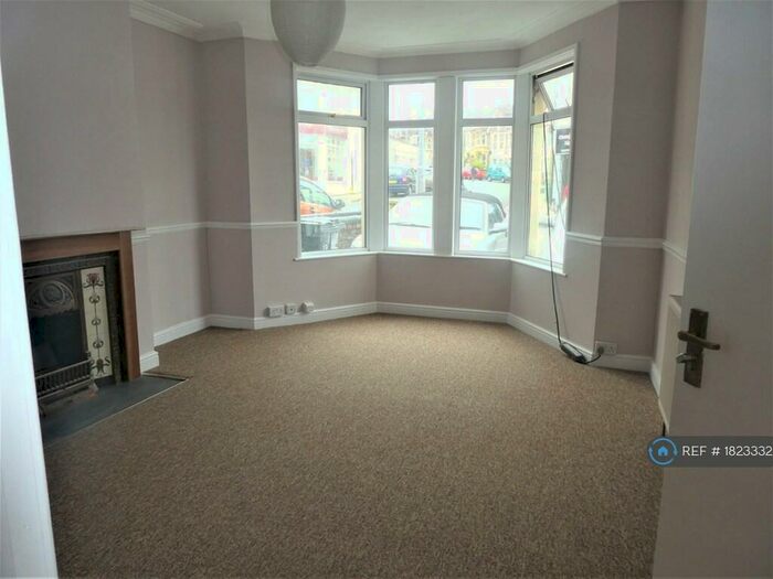 1 Bedroom Flat To Rent In Ground Floor, Bristol, BS4