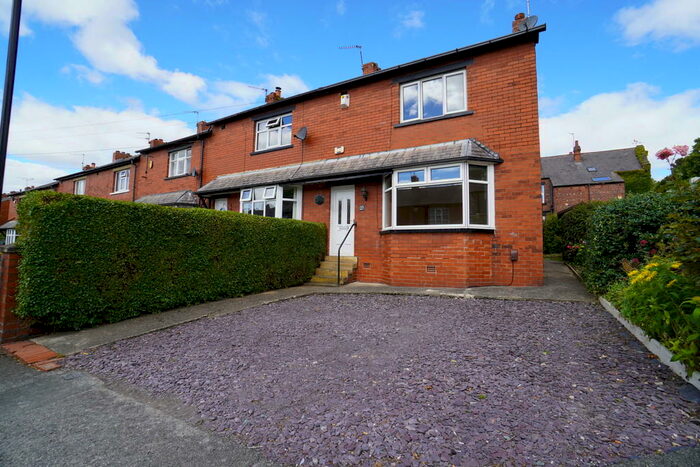 2 Bedroom End Of Terrace House To Rent In Sunnybank Road, Horsforth, Leeds, LS18