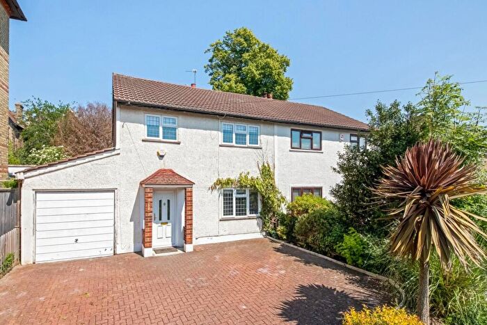 3 Bedroom Semi Detached House To Rent In South Vale, Crystal Place, London, SE19