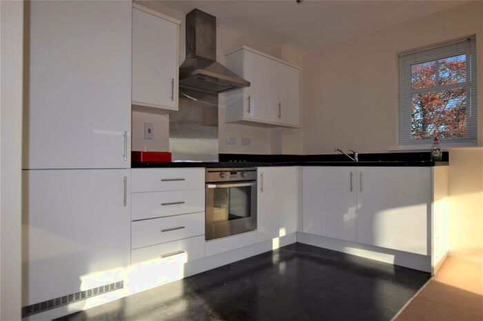 1 Bedroom Apartment To Rent In Marriotts Walk, Witney, Oxfordshire, OX28