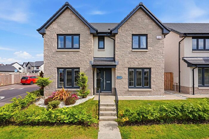 5 Bedroom Detached House For Sale In Greendykes Way, Blindwells, Prestonpans, EH32