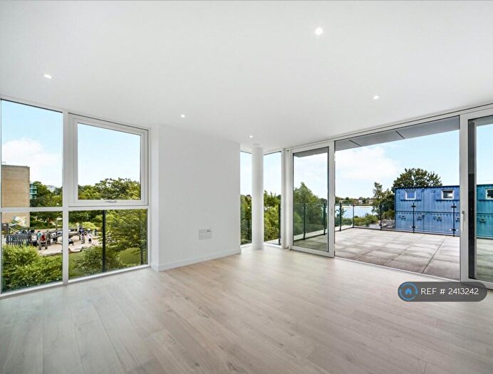 2 Bedroom Flat To Rent In Hartingtons Court, London, N4