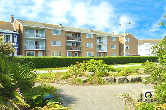 2 Bedroom Flat To Rent In Seaview Court Waterloo Square, Bognor Regis, West Sussex, PO21