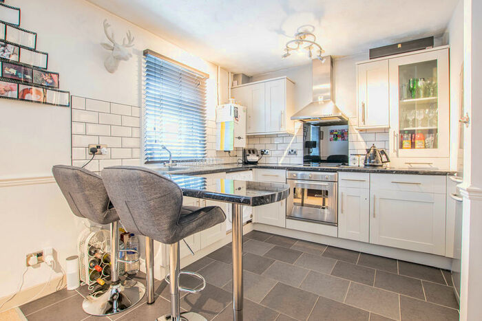 2 Bedroom Apartment To Rent In Church Street, Ware, SG12