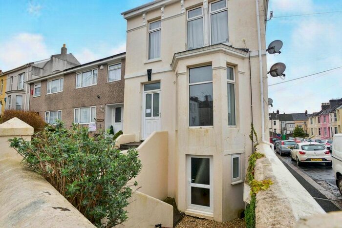 1 Bedroom Flat To Rent In Pearson Road, Plymouth, Devon PL4