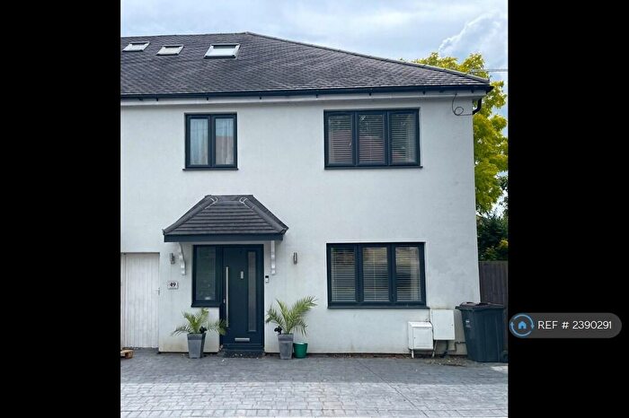 3 Bedroom End Of Terrace House To Rent In Degema Road, Chislehurst, BR7