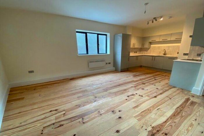 1 Bedroom Flat To Rent In Lichfield Road, Stafford, ST17