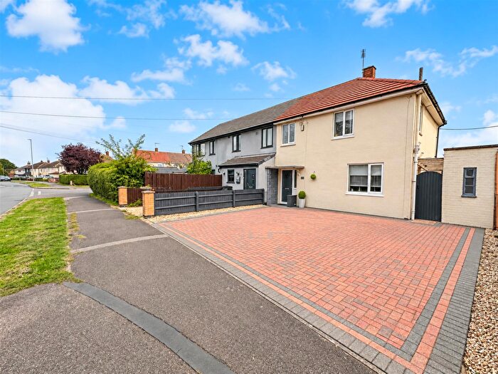 3 Bedroom Semi-Detached House For Sale In Willow Brook Road, Corby, NN17