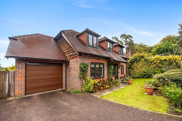 3 Bedroom Detached House For Sale In Amberley Road, Storrington, RH20