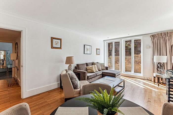 2 Bedroom Flat To Rent In Blore House, Coleridge Gardens, SW10