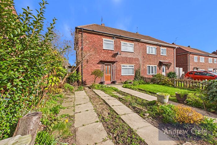 3 Bedroom Semi Detached House For Sale In Queens Crescent, Hebburn, NE31