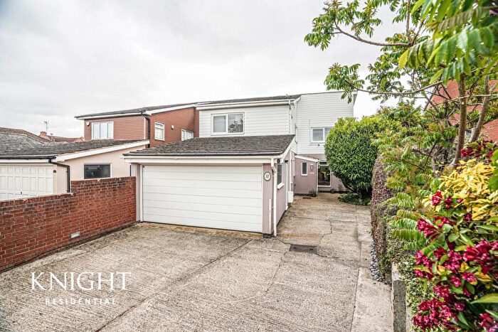 5 Bedroom Semi-Detached House For Sale In Turner Road, Colchester, CO4