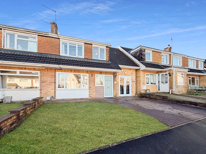 4 Bedroom Semi-Detached House For Sale In St. Ilans Way, Caerphilly, CF83