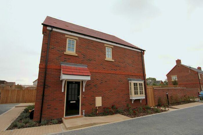 2 Bedroom Semi-Detached House To Rent In Mobbs Close, Olney, MK46