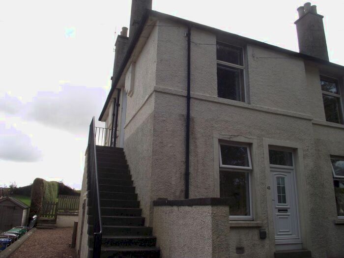 2 Bedroom Flat To Rent In Cupar Road, Guardbridge, Fife, KY16