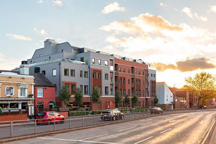 2 Bedroom Flat For Sale In Chatham Street, Reading, RG1