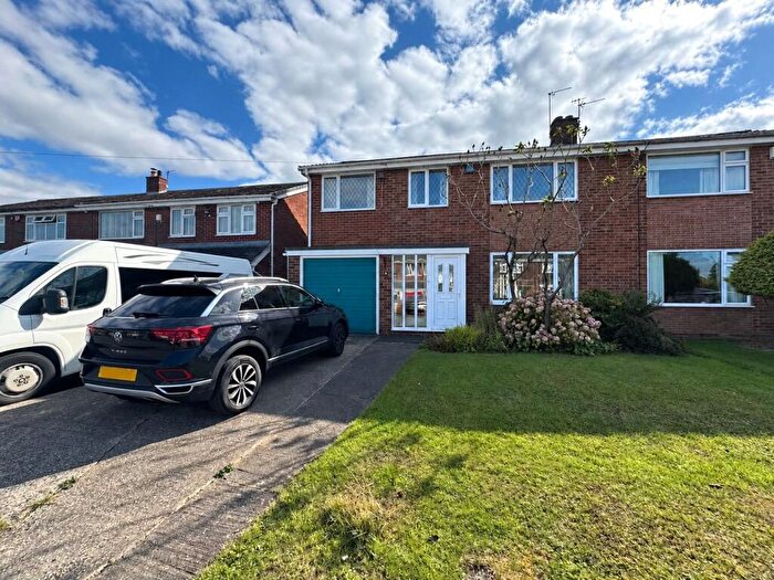 5 Bedroom Semi-Detached House For Sale In St Barnabas, Bournmoor, Durham, DH4