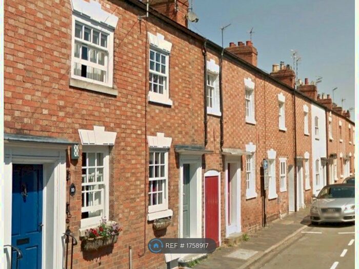 2 Bedroom Terraced House To Rent In Great William Street, Stratford-Upon-Avon, CV37