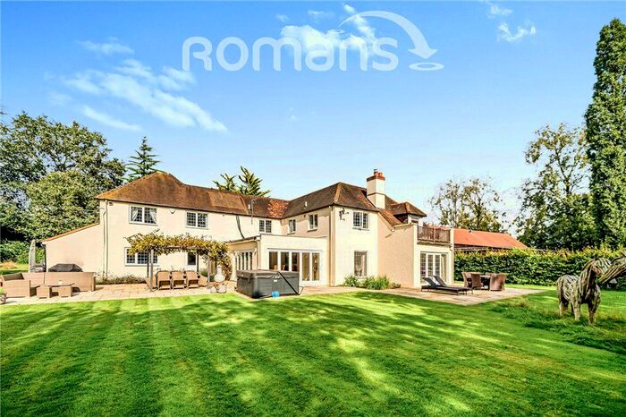 5 Bedroom Detached House For Sale In Rawlings Lane, Seer Green, Beaconsfield HP9
