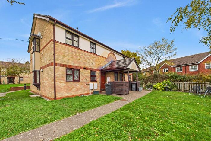 1 Bedroom Apartment For Sale In Pollards Green Chelmer Village, CM2